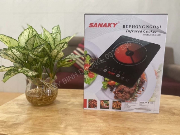 SNK 2018HG BEP HONG NGOAI SANAKY - Bếp hồng ngoại Sanaky SNK-2018HG Hình ảnh bên ngoài hộp bếp hồng ngoại Sanaky SNK2018HG
