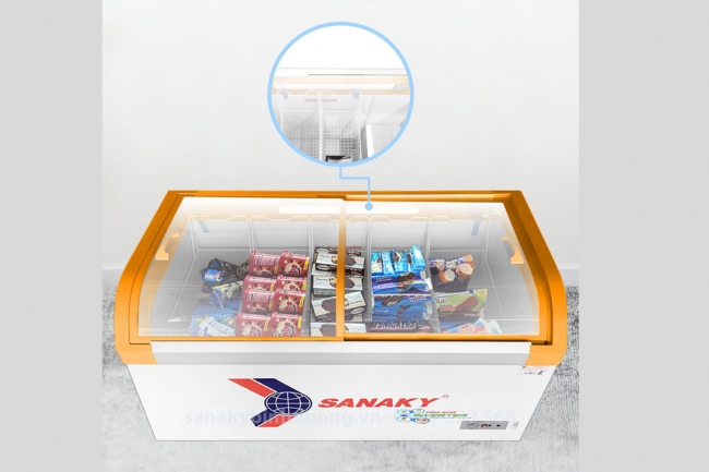 VH 3899K3B 10 - Tủ đông Sanaky VH-3899K3B 280 lít Inverter tủ đông Sanaky inverter VH-3899K3B có dài đèn Led bên trong tủ