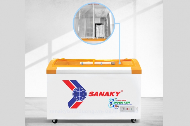 VH 3899K3B 8 - Tủ đông Sanaky VH-3899K3B 280 lít Inverter tủ đông Sanaky inverter VH-3899K3B được trang bị kèm theo 2 giỏ đựng đồ tiện lợi